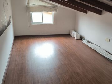 VENDO CASA SANGOLQUI SECTOR SERVA ALEGRE