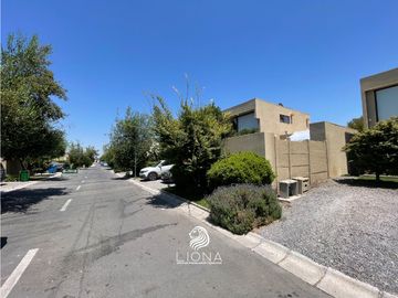 ¡Gran Oportunidad! Hermosa Casa en Condominio Chicureo