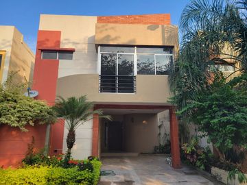 Venta de Casa Via a la Costa 4 Dormitorios Urbanización Belo Horizonte