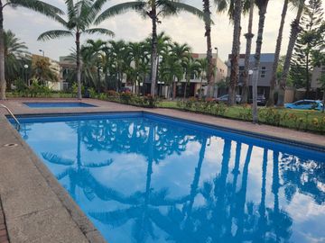 Venta de Casa Via a la Costa 4 Dormitorios Urbanización Belo Horizonte
