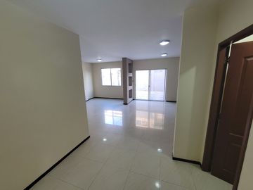 Venta de Casa Via a la Costa 4 Dormitorios Urbanización Belo Horizonte
