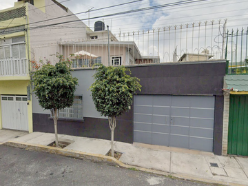 CASA REMATE BANCARIO, TROJES, COL. MINERVA, IZTAPALAPA.