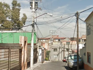 CASA EN REMATE HIPOTECARIO PARA UP GRADE O INVERSIÓN