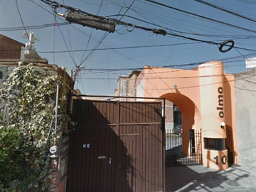 CASA EN REMATE HIPOTECARIO PARA UP GRADE O INVERSIÓN