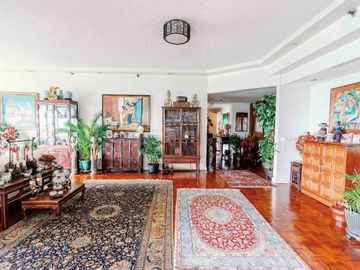 Unfurnished 3br Unit With Parking For Sale In Twin Towers