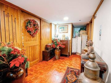 Unfurnished 3br Unit With Parking For Sale In Twin Towers