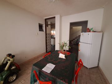 CASA EN VENTA EN LA PERLA