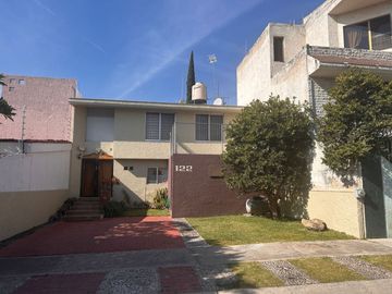 Casa Venta Bugambilias 1a Seción