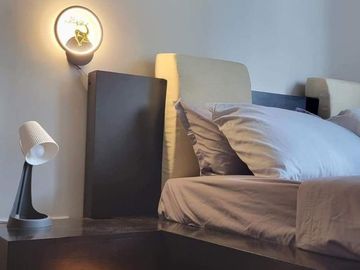 Fully Furnished 1br Unit With Parking For Sale In Uptown Parksuites