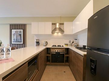 Vendo departamento cerca al parque Kennedy