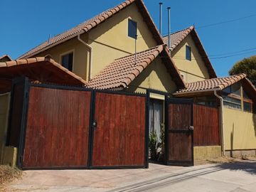 En Venta Casa en Barrio Las Rosas, Machalí, región de O'Higgins