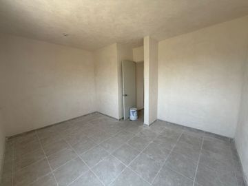 Casas de 2 Niveles en Fracc los Sauces cerca del campus Calazanz en Veracruz