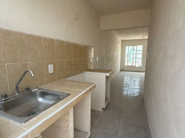 Casas de 2 Niveles en Fracc los Sauces cerca del campus Calazanz en Veracruz