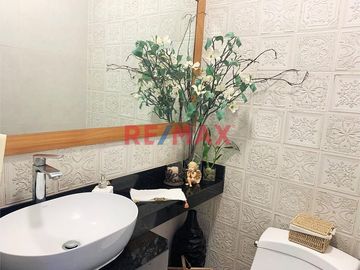 VENTA DE EXCLUSIVO Y AMPLIO DUPLEX EN PLAYA SEÑORITAS