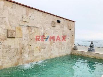 VENTA DE EXCLUSIVO Y AMPLIO DUPLEX EN PLAYA SEÑORITAS
