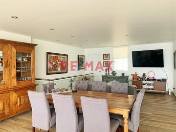 VENTA DE EXCLUSIVO Y AMPLIO DUPLEX EN PLAYA SEÑORITAS