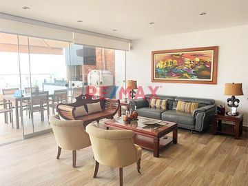 VENTA DE EXCLUSIVO Y AMPLIO DUPLEX EN PLAYA SEÑORITAS