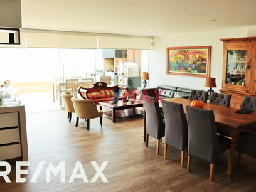 VENTA DE EXCLUSIVO Y AMPLIO DUPLEX EN PLAYA SEÑORITAS