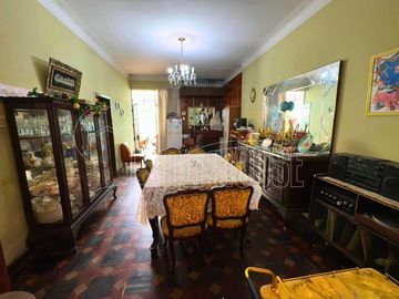 SE VENDE INCREÍBLE CASA DE 2 PISOS C/ AZOTEA EN BELLAVISTA, CALLAO