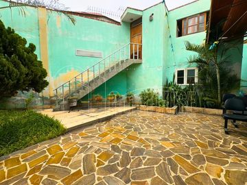 SE VENDE INCREÍBLE CASA DE 2 PISOS C/ AZOTEA EN BELLAVISTA, CALLAO
