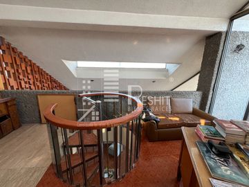 Hermoso PH con espectacular vista 360° en la Del Valle Centro