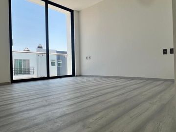HERMOSA CASA COTO PRIV.  CARTUJA EN RESIDENCIAL SAN ISIDRO; ZAPOPAN; JAL.