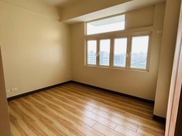 Ready to move in Condo in Makati City FOR AS LOW AS 20,000 per month Only near RCBC Makati, Makati Med, Export Bank