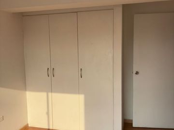 OFERTA VENDO LINDO DEPARTAMENTO EN CHACARILLA SAN BORJA DE 100 M2 CON 3 HABITACIONES EN PISO 8 DE EDIFICIO EN PLENA AVENIDA