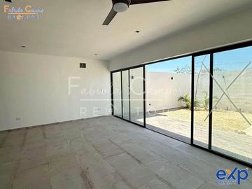 Casa de 2 plantas y 3 recamaras en venta en Conkal Yucatán - ENTREGA diciembre 2025