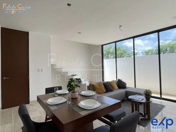 Townhouse en venta en Cholul Mérida - Entrega diciembre de 2025