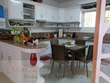 Modern Elegant Home with Pool & Expansive Lot – Panglao Island, Bohol Near White Sand Beaches | BOHOLANA REALTY