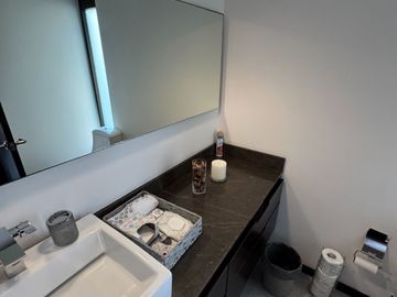 VENTA DE CASA EN LOMAS DE ANGELOPOLIS UNO