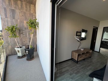 VENTA DE CASA EN LOMAS DE ANGELOPOLIS UNO