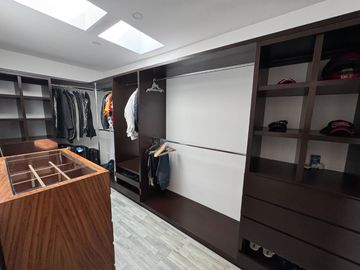 VENTA DE CASA EN LOMAS DE ANGELOPOLIS UNO