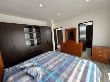VENTA DE CASA EN LOMAS DE ANGELOPOLIS UNO