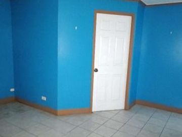 1 Bedroom Condo Unit for Sale in Windsor Tower Legazpi Makati