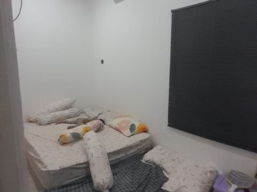 For Sale House in Dukuh Zamrud, Bekasi City, 3 Floors, Rooftop, Access to 2 Cars