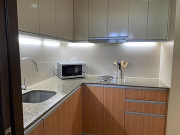 1BR Fully furnished for SALE in One Manchester Mactan Newtown