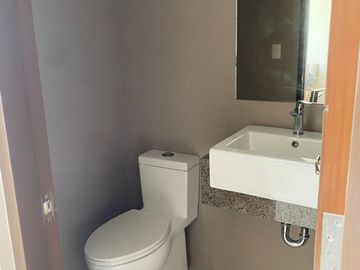 1BR Fully furnished for SALE in One Manchester Mactan Newtown