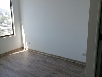 Hermoso Y Luminoso Departamento En Santiago Con Estac