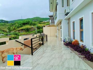 For Sale Overlooking House in Northridge Monterrazas de Cebu
