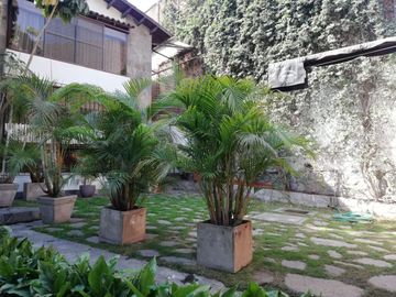 HERMOSA CASA EN CALLE EL PEÑÓN, URBANIZACIÓN LAS LOMAS DE LA PLANICIE. LIMITE DE A MOLINA Y CIENEGUILLA