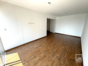 SE AQLUILA LINDO DEPARTAMENTO CON VISTA PANORAMICA, MAGDALENA LIMITE CON SAN ISIDRO