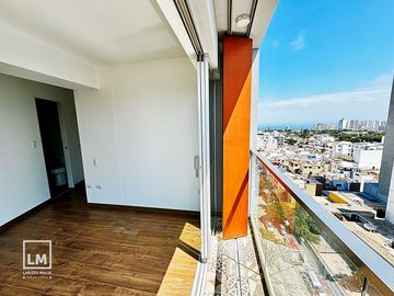 SE AQLUILA LINDO DEPARTAMENTO CON VISTA PANORAMICA, MAGDALENA LIMITE CON SAN ISIDRO