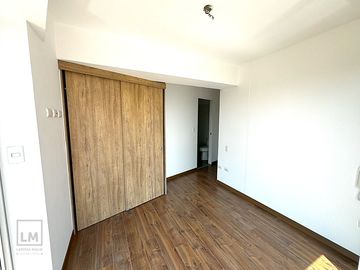 SE AQLUILA LINDO DEPARTAMENTO CON VISTA PANORAMICA, MAGDALENA LIMITE CON SAN ISIDRO