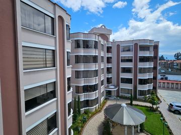Oportunidad, Amplio Dpto en Venta, Sector Embajada Americana