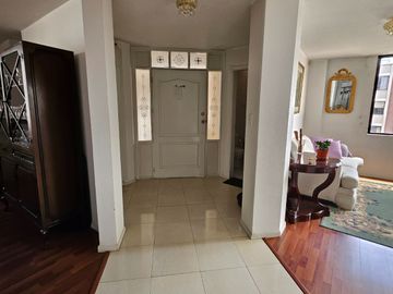 Oportunidad, Amplio Dpto en Venta, Sector Embajada Americana