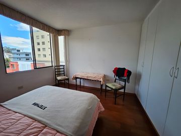 Oportunidad, Amplio Dpto en Venta, Sector Embajada Americana