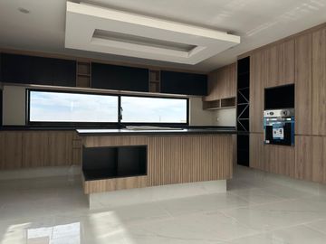 Hermosa casa a estrenar, en Roble Residencial, Chapultepec