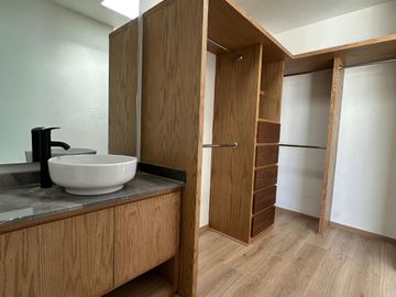 Hermosa casa a estrenar, en Roble Residencial, Chapultepec